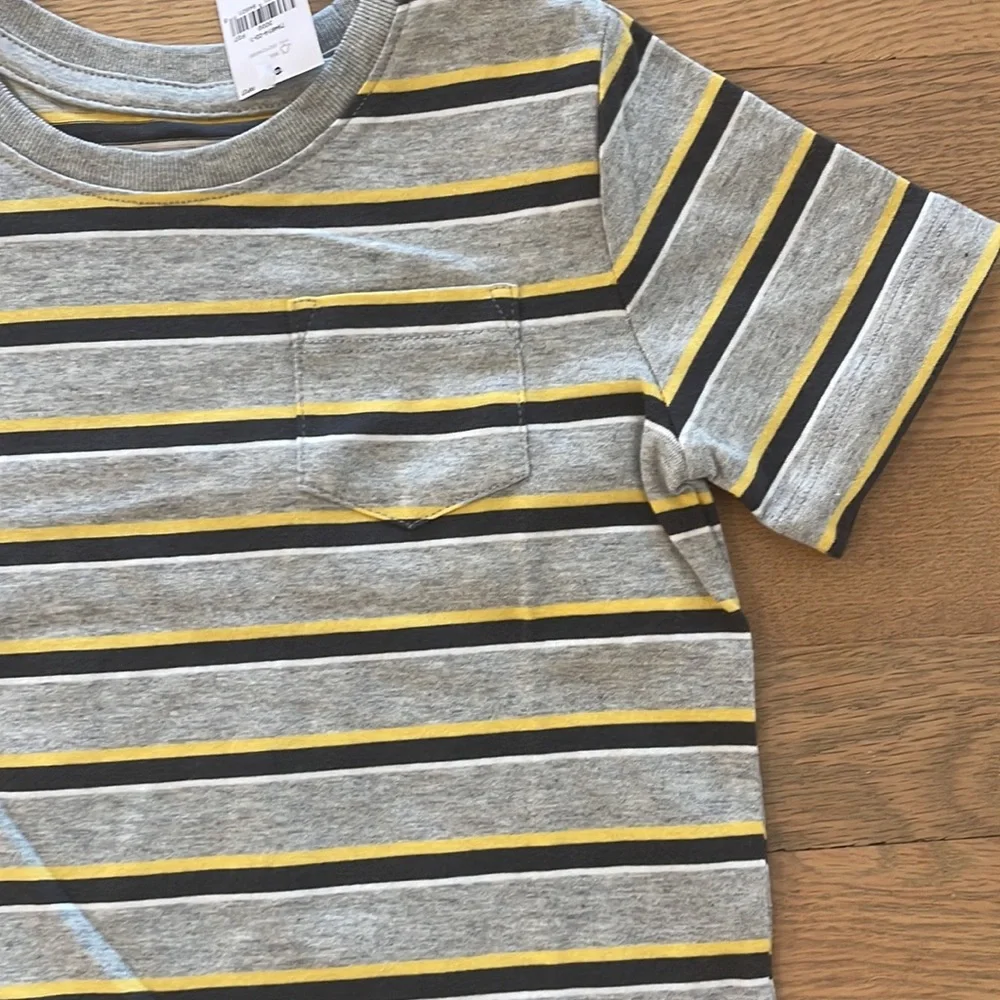 Tee - Picture 2 of 3